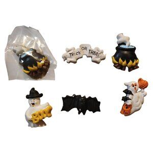 6 Vintage Resin Flatback Embellishments: Cauldrons, Ghosts, Bat, Trick or Treat